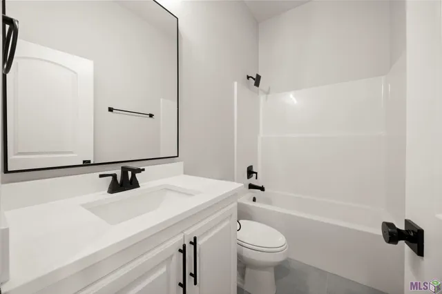 $461,503 | 314 Marmande Avenue, Thibodaux, LA 70301