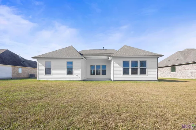 $461,503 | 314 Marmande Avenue, Thibodaux, LA 70301