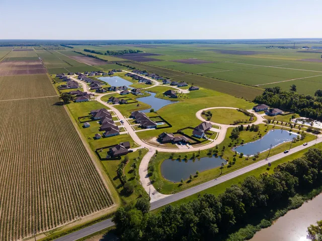 $461,503 | 314 Marmande Avenue, Thibodaux, LA 70301