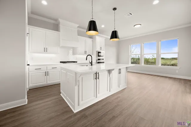 $461,503 | 314 Marmande Avenue, Thibodaux, LA 70301