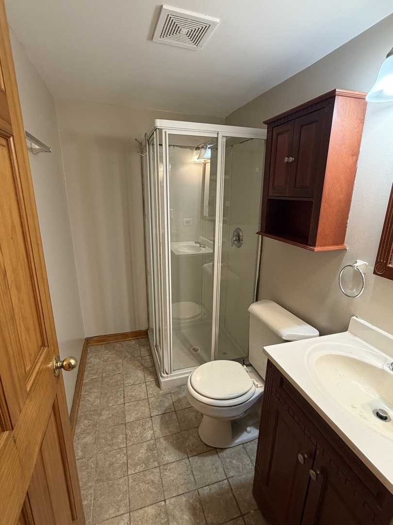 105 North Schmidt Road Bolingbrook, IL 60440 - Photo 10 of 11 Gallery Image 10
