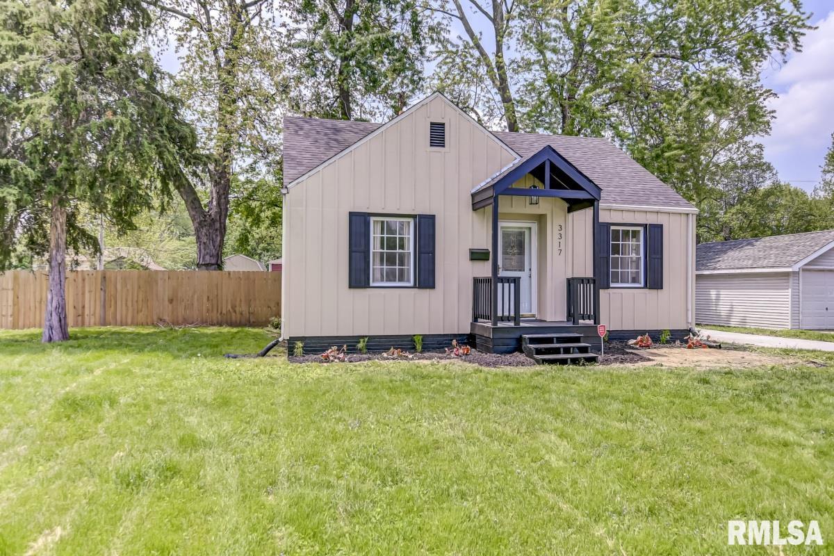 3317 Butler Street Springfield, IL 62703 - Photo 2 of 16