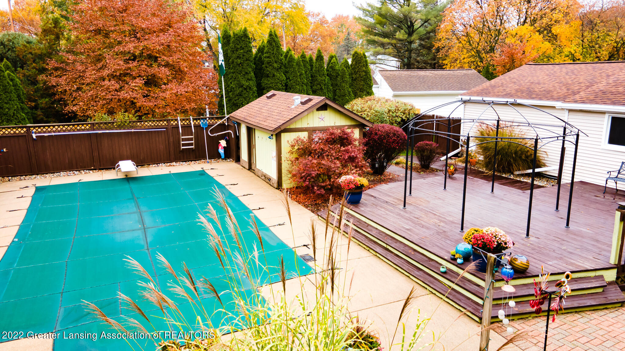 3713 Colchester Road Lansing, MI 48906 - Photo 29 of 32 3713COLCHESTER26
