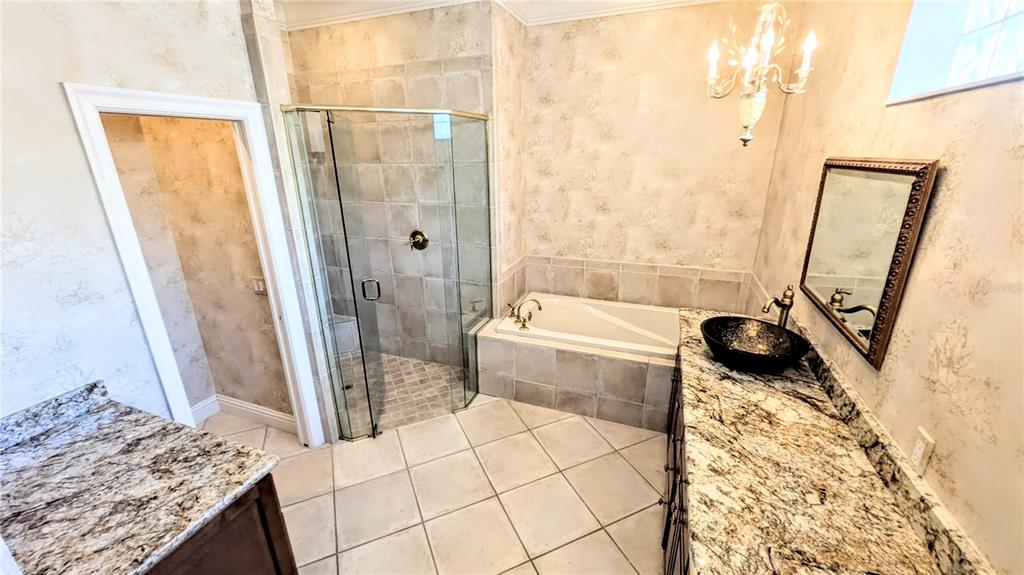 124 Turquoise Lane Osprey, FL 34229 - Photo 27 of 48