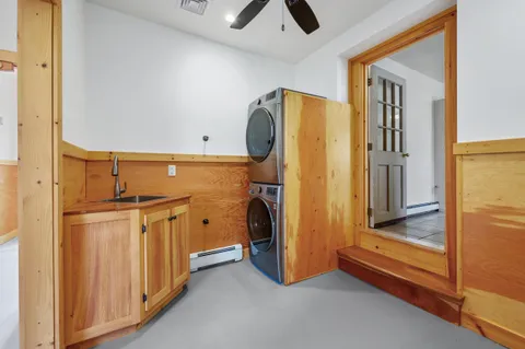 a view of a storage & utility room