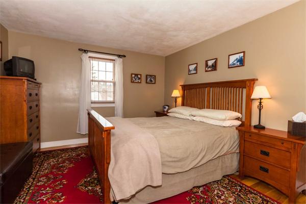 1328 Old Worcester Road Framingham, MA 01701 - Photo 8 of 13 Gallery Image 8