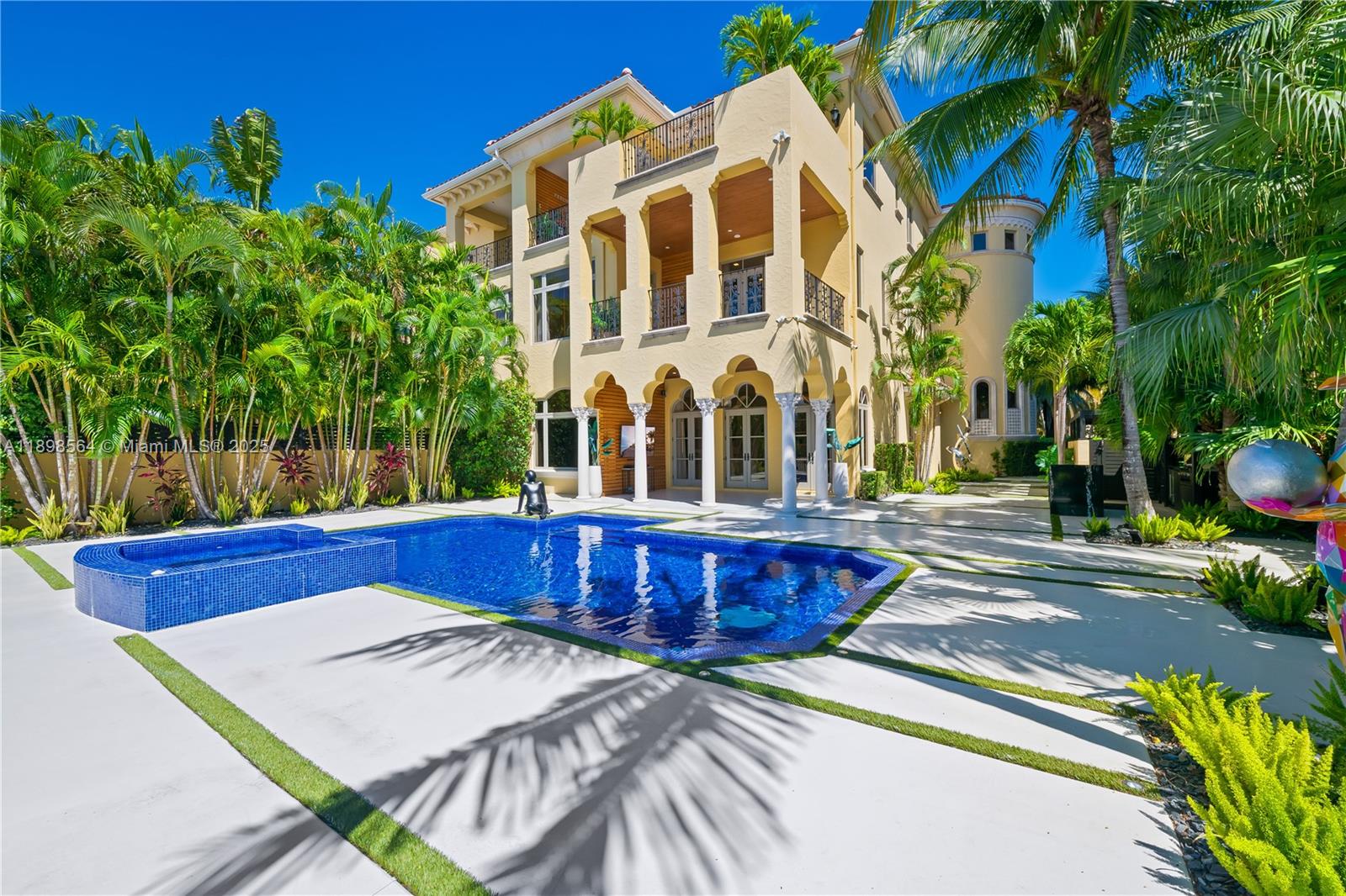 1530 Island Boulevard Aventura, FL 33160 - Photo 4 of 99