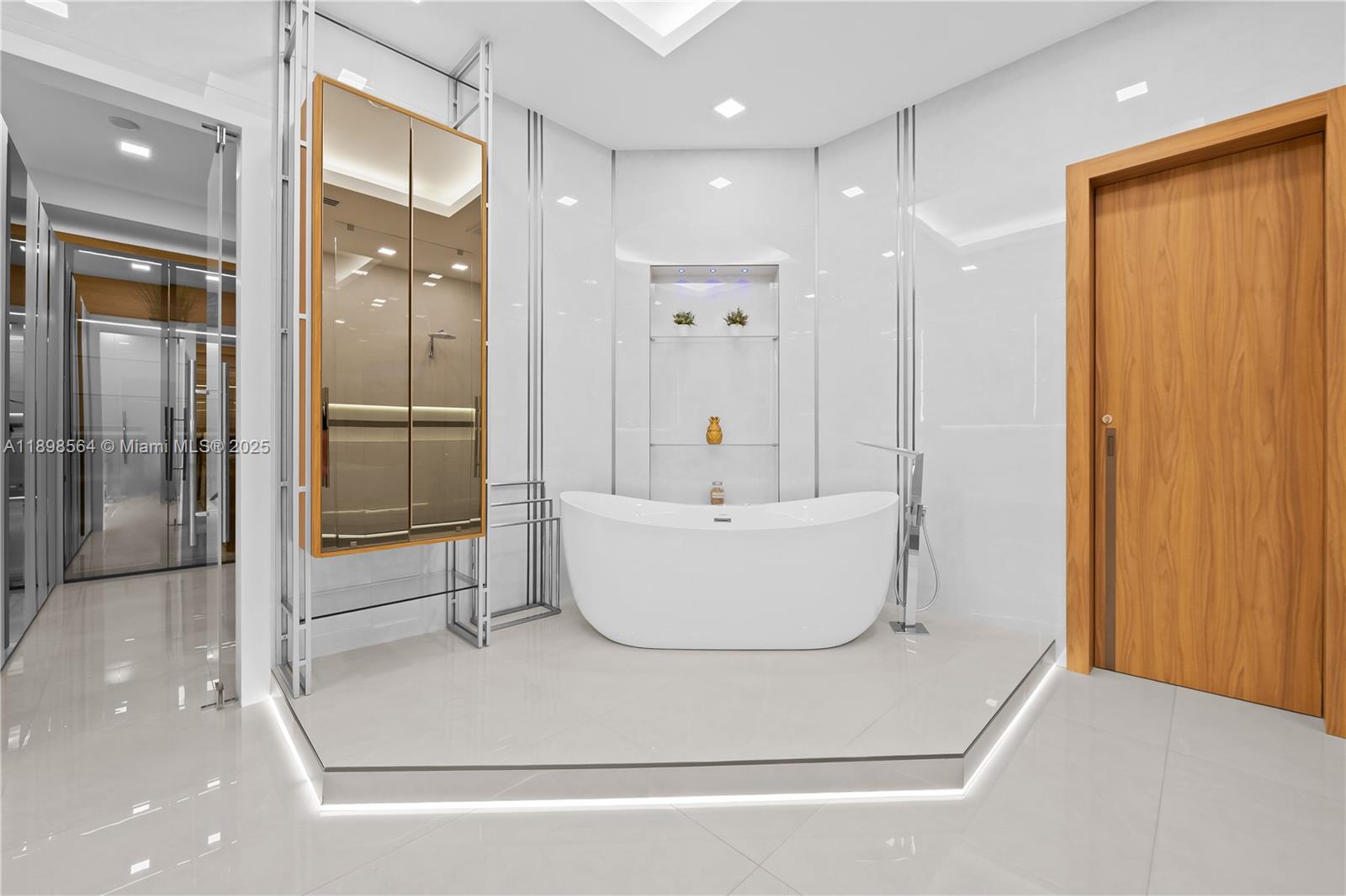 1530 Island Boulevard Aventura, FL 33160 - Photo 42 of 99