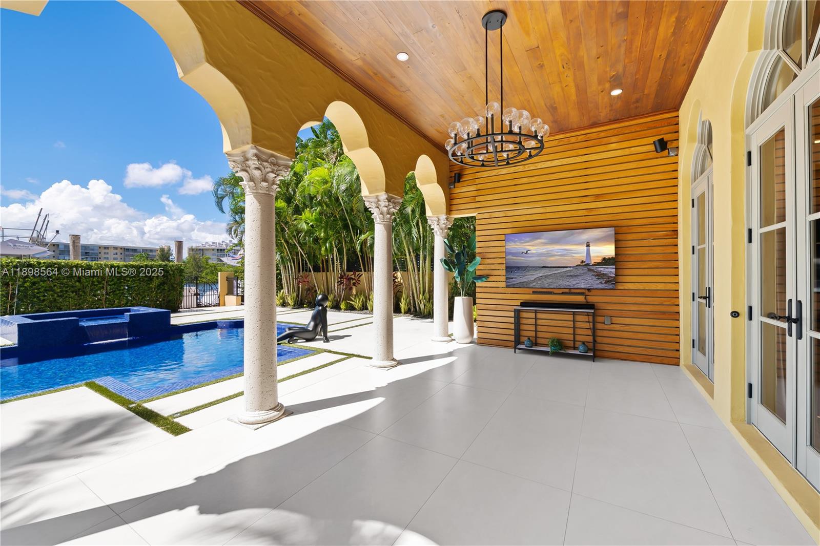 1530 Island Boulevard Aventura, FL 33160 - Photo 75 of 99