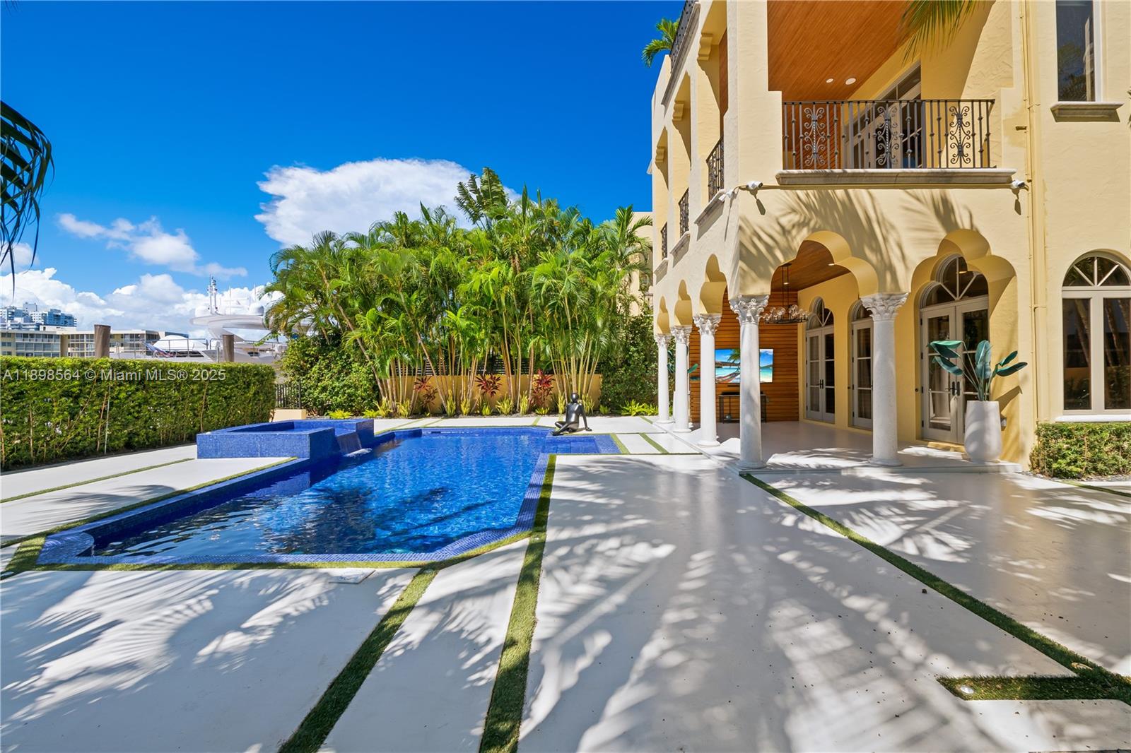 1530 Island Boulevard Aventura, FL 33160 - Photo 86 of 99