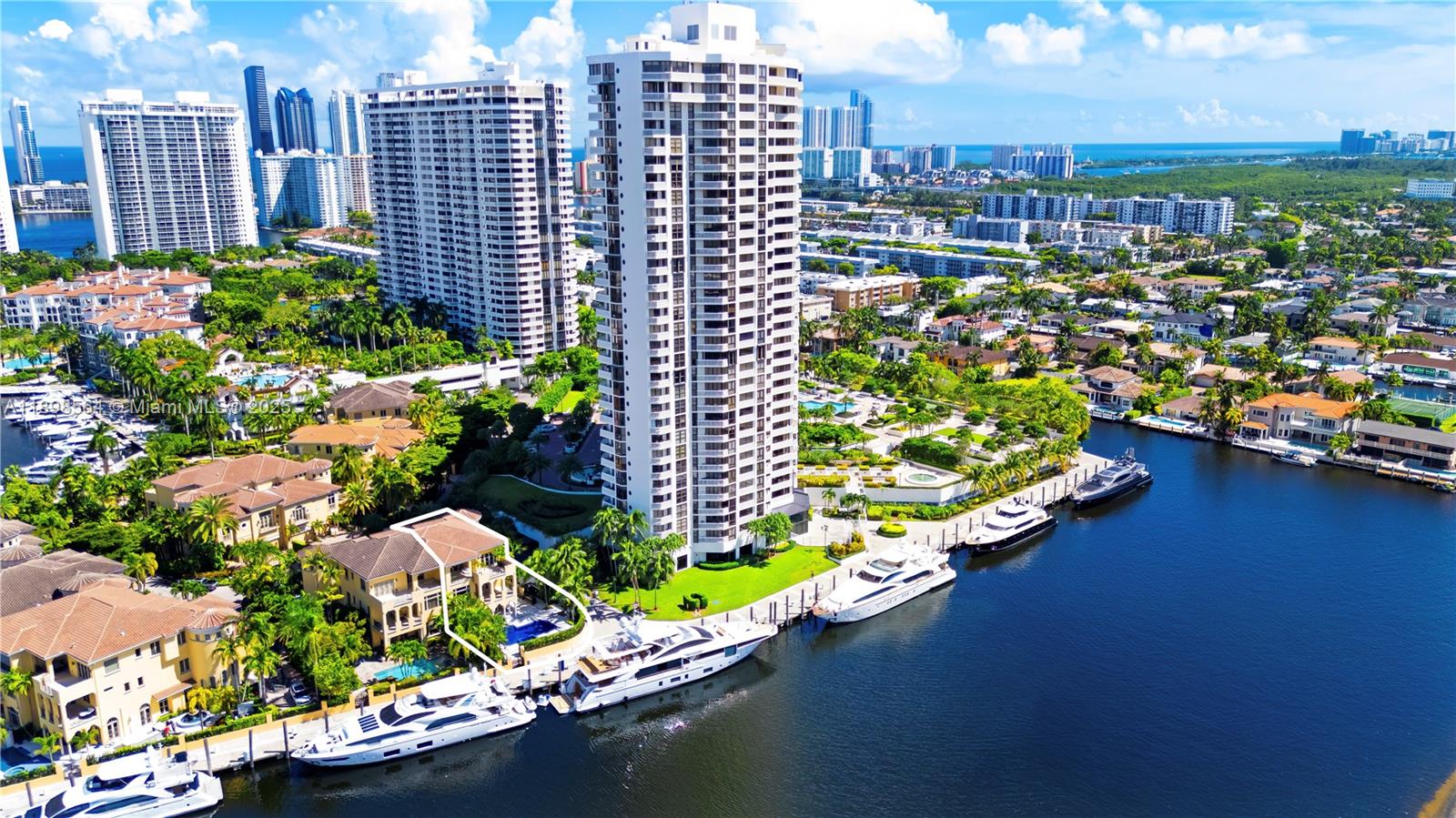 1530 Island Boulevard Aventura, FL 33160 - Photo 99 of 99