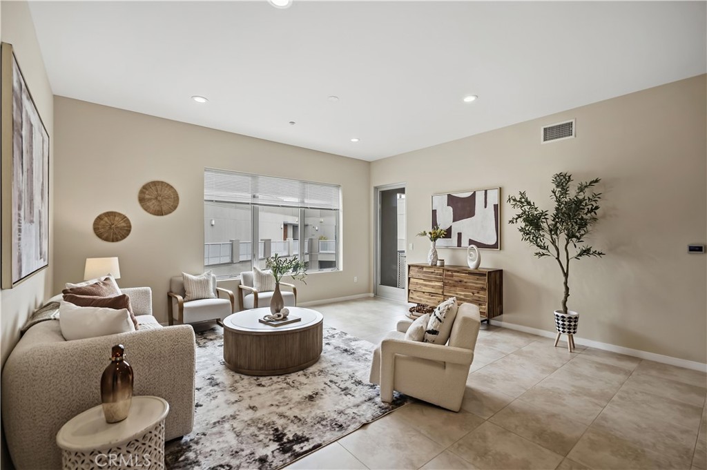 21 Gramercy, Unit 421 Irvine, CA 92612 - Photo 2 of 48