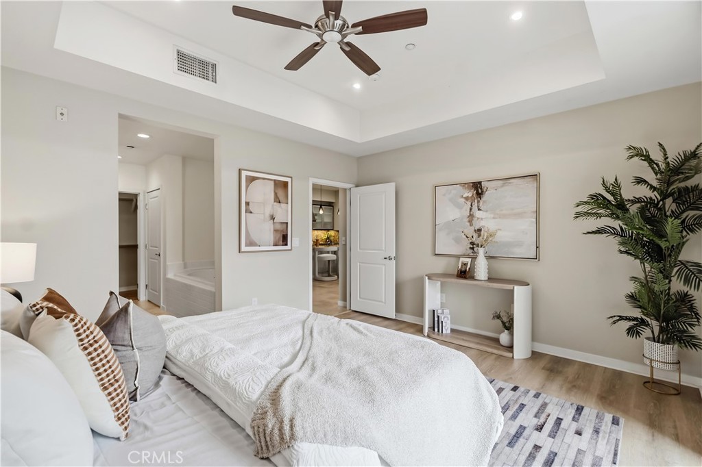 21 Gramercy, Unit 421 Irvine, CA 92612 - Photo 25 of 48