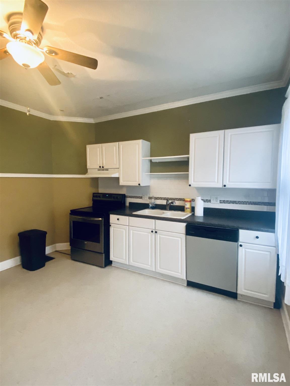 930 North 6th Street Springfield, IL 62702 - Photo 11 of 29