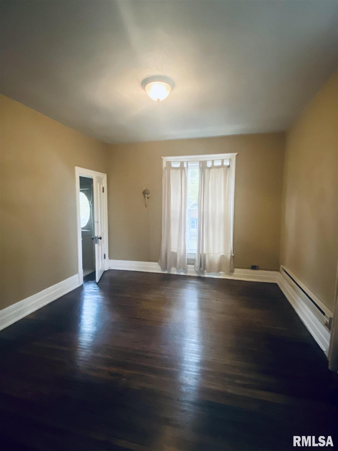 930 North 6th Street Springfield, IL 62702 - Photo 13 of 29