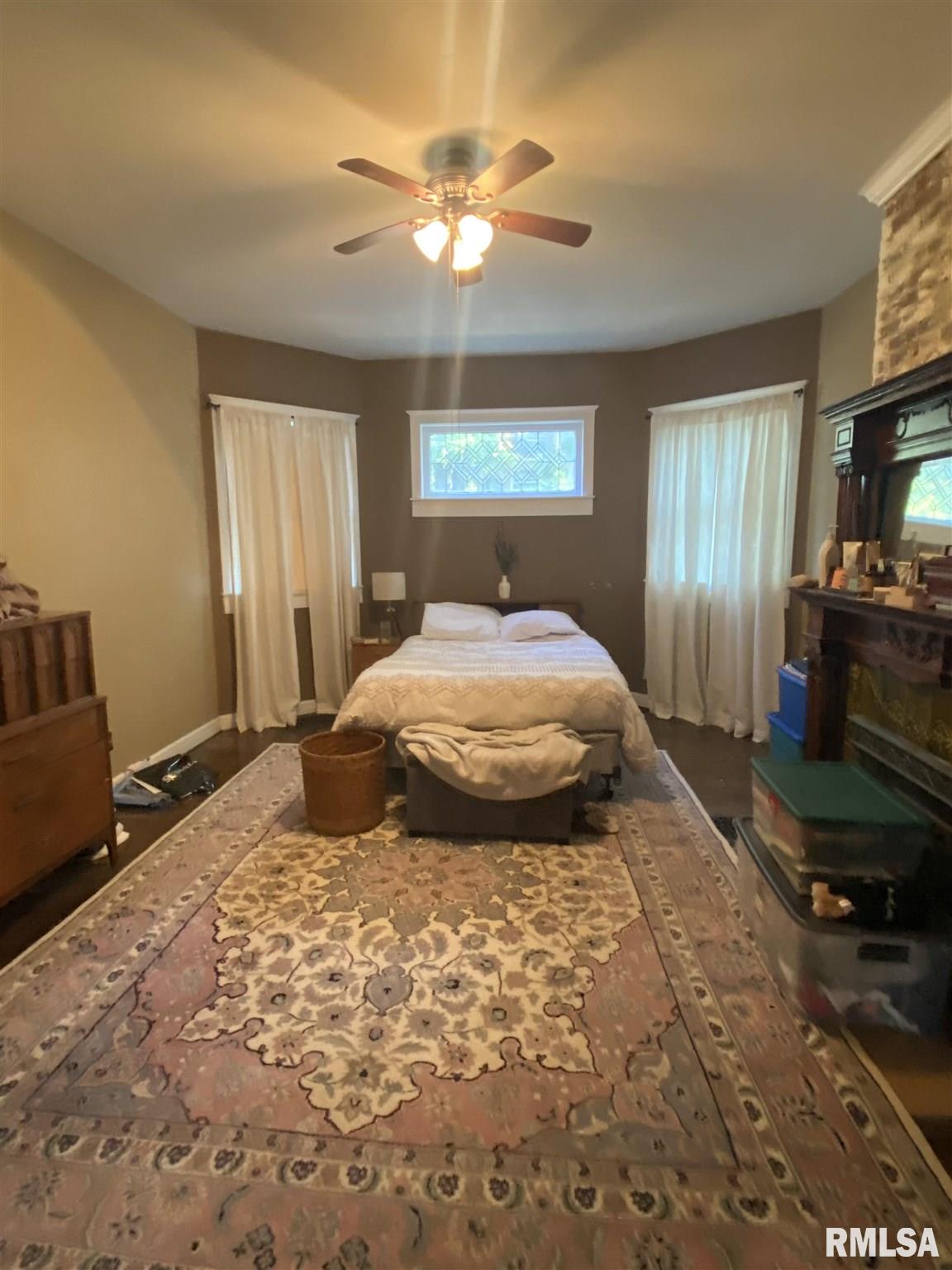 930 North 6th Street Springfield, IL 62702 - Photo 5 of 29