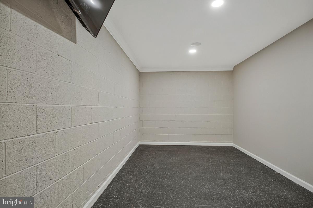 6521 Wilson Road Friendship, MD 20758 - Photo 32 of 55 Exercise Room