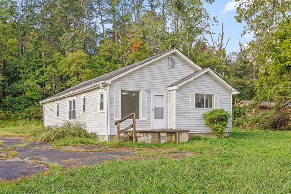 $199,990 | 2210 Spring Place Road Southeast, Cleveland, TN 37323