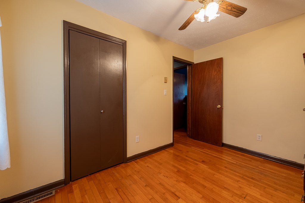 558 Brown Town Road Max Meadows, VA 24360 - Photo 21 of 46 Gallery Image 21