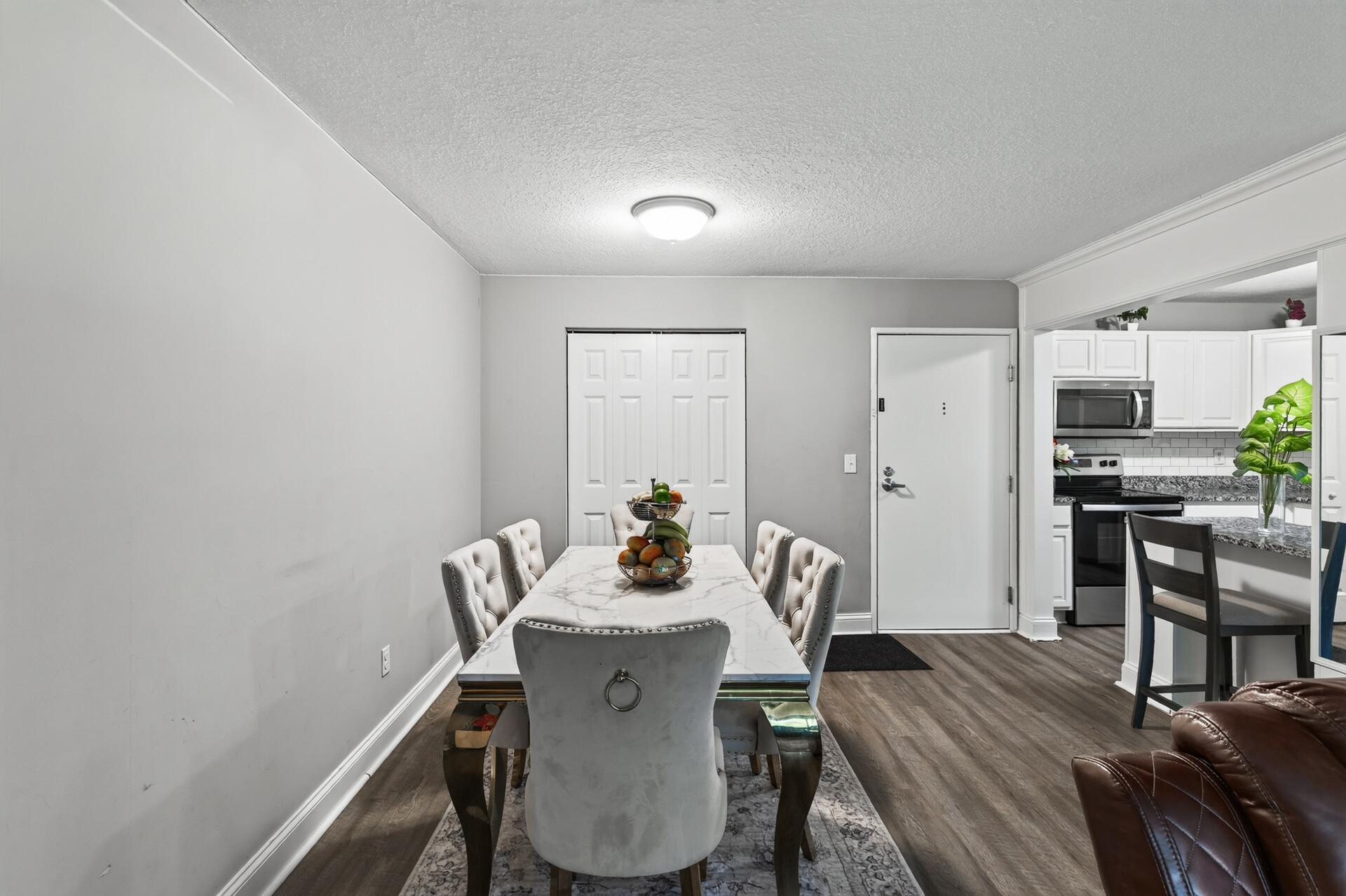 1700 Four Oaks Road, Unit 159 Eagan, MN 55121 - Photo 9 of 29 Gallery Image 9