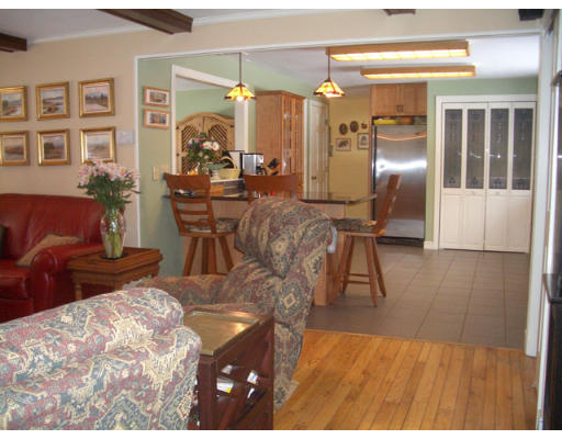 13 Hansom Road Andover, MA 01810 - Photo 6 of 16 Gallery Image 6