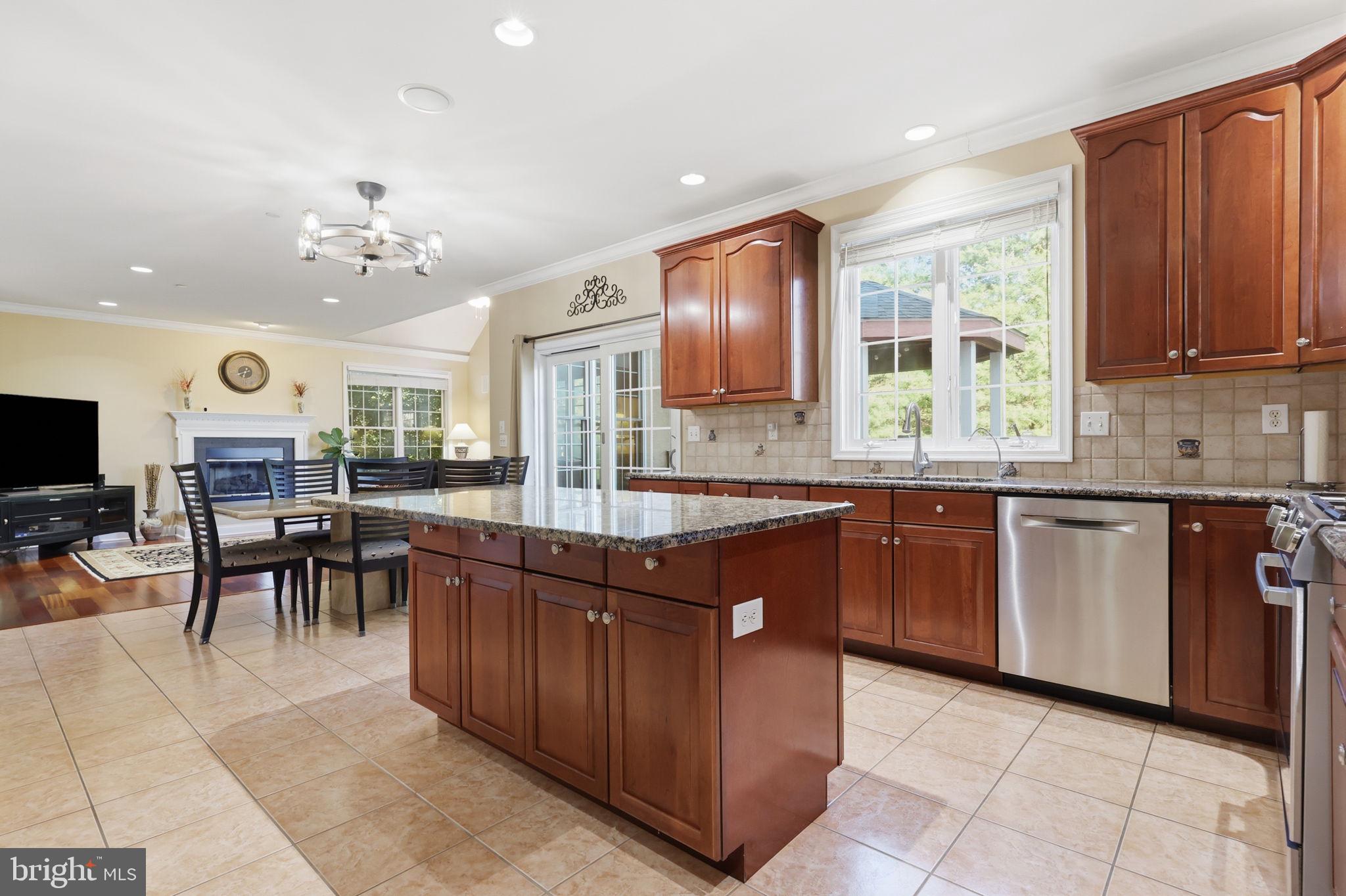 303 Langford Road Broomall, PA 19008 - Photo 18 of 75