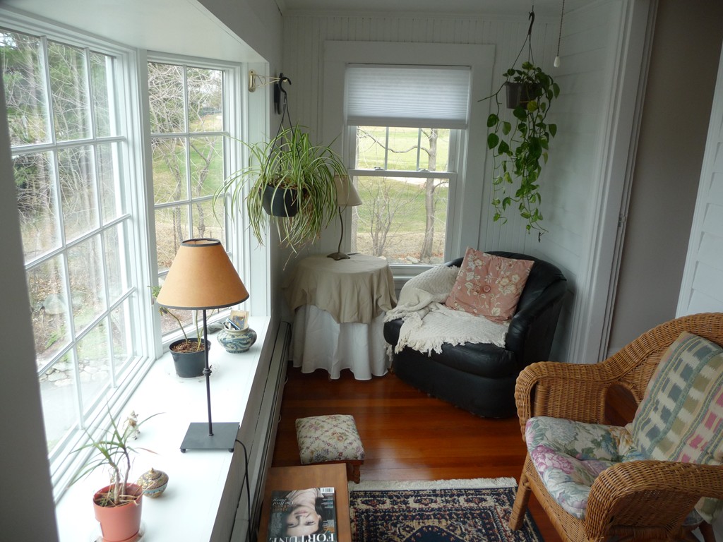 261 Common Street, Unit 261 Watertown, MA 02472 - Photo 8 of 8 Gallery Image 8