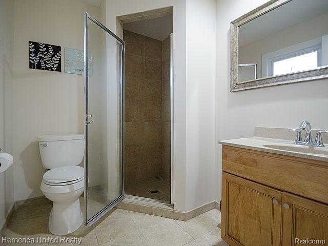 28025 Quail Hollow Road Farmington Hills, MI 48331 - Photo 25 of 38