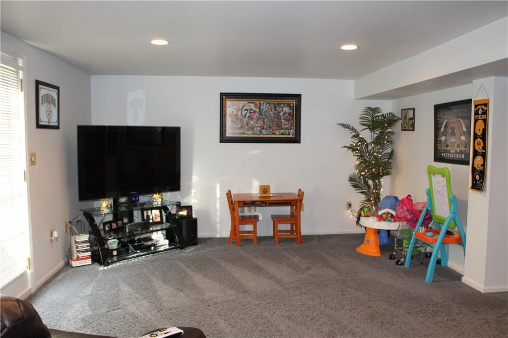 407 Ridge Avenue Monessen, PA 15062 - Photo 20 of 25 Gallery Image 20