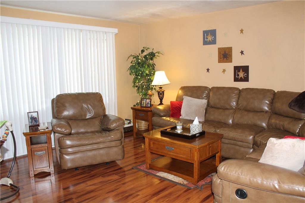 407 Ridge Avenue Monessen, PA 15062 - Photo 5 of 25 Gallery Image 5