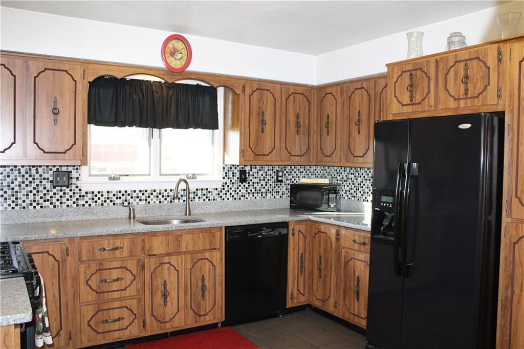 407 Ridge Avenue Monessen, PA 15062 - Photo 9 of 25 Gallery Image 9