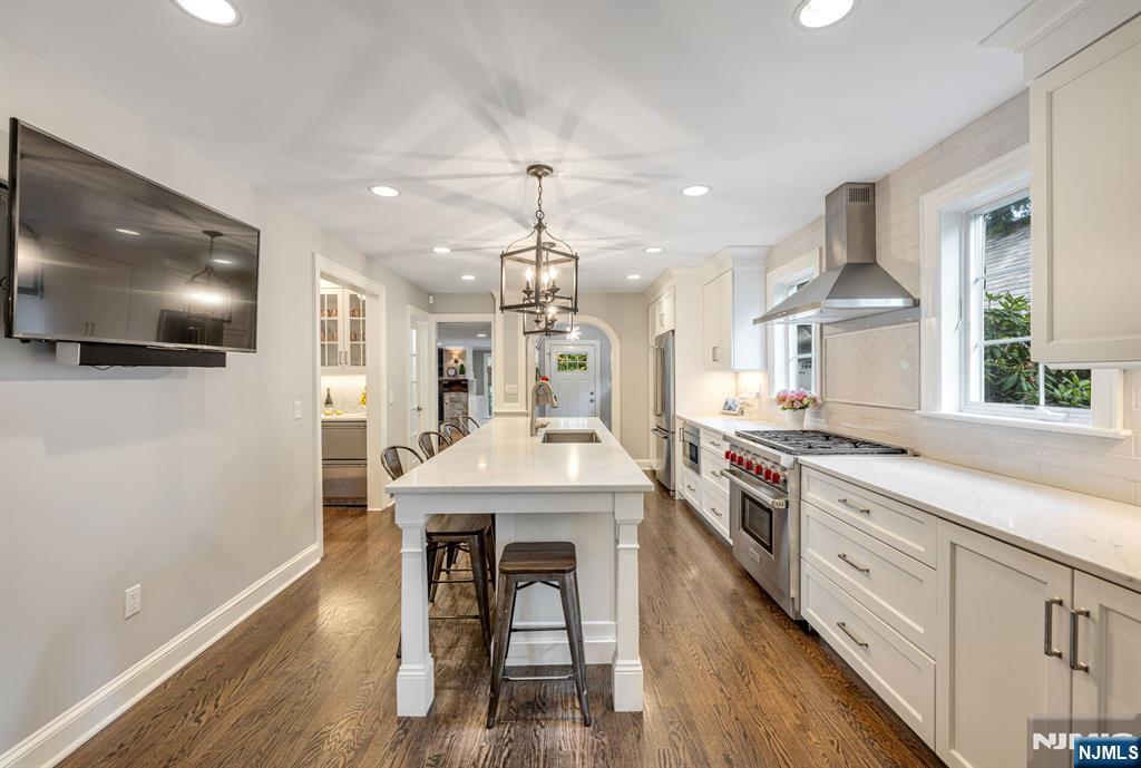 243 Hempstead Road Ridgewood, NJ 07450 - Photo 12 of 36