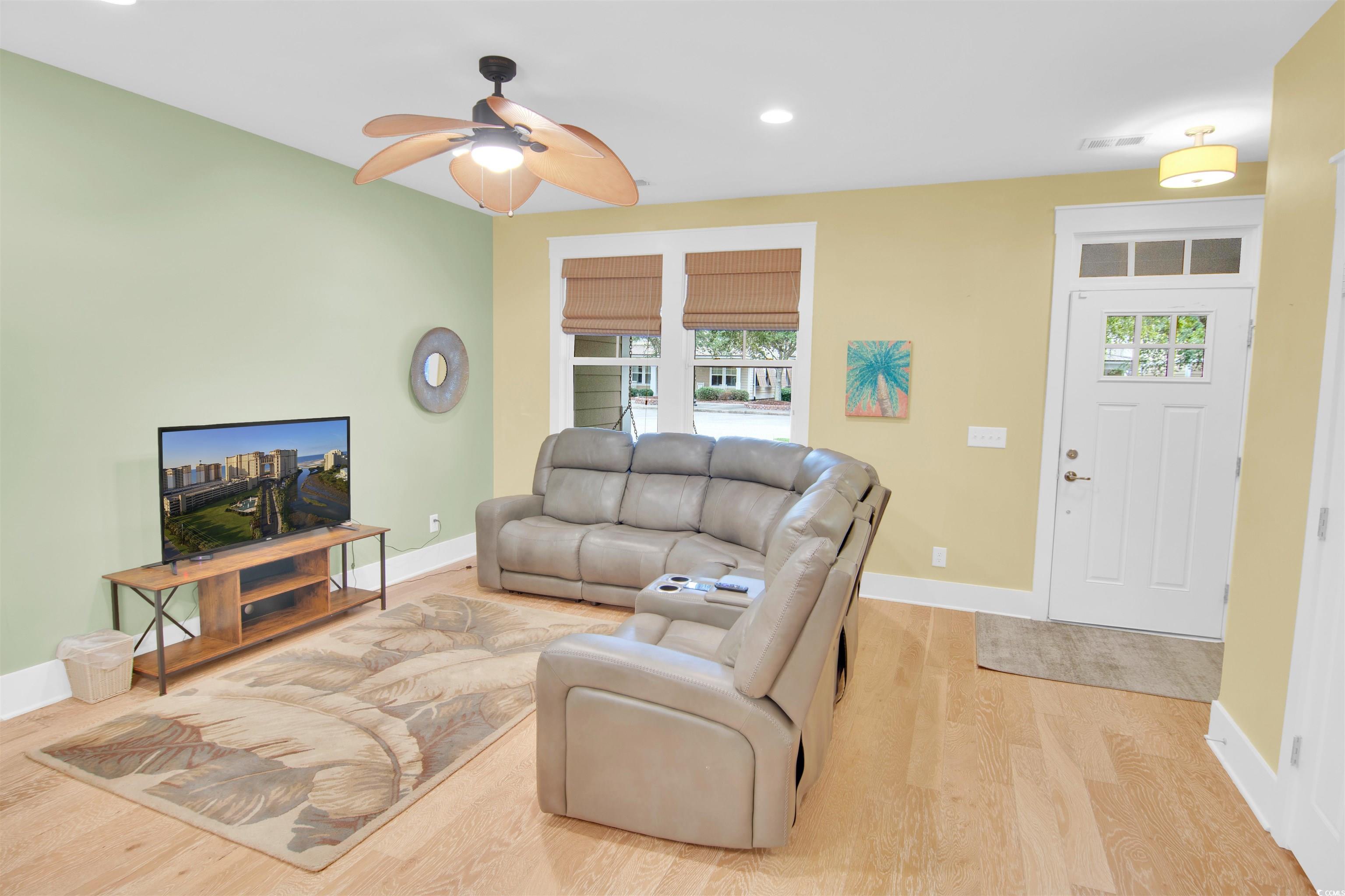 4910 North Market Street, Unit M9R2 North Myrtle Beach, SC 29582 - Photo 5 of 38