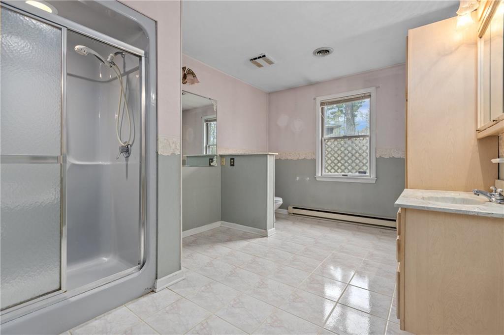 9260 Lakeview Drive Irwin, PA 15642 - Photo 21 of 47 a view of an empty room with a window