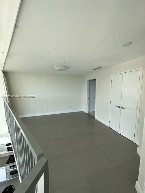 Downtown Miami Miami, FL 33132 - Photo 8 of 17 a view of empty room