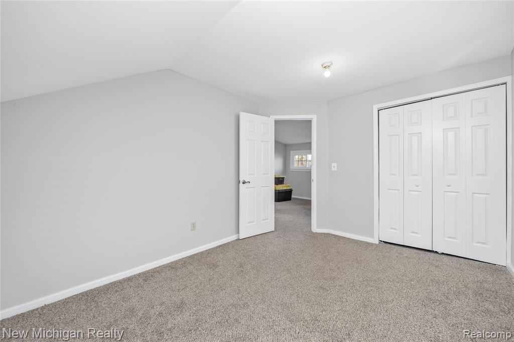 8665 Cooley Lake Road Commerce Township, MI 48382 - Photo 39 of 52
