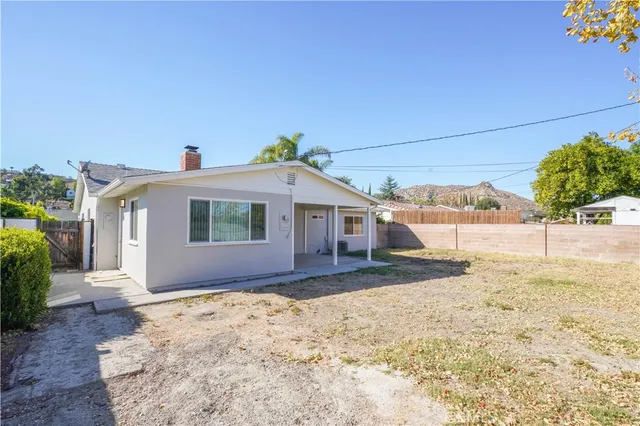 $4,200 | 6552 Franrivers Avenue, West Hills, CA 91307