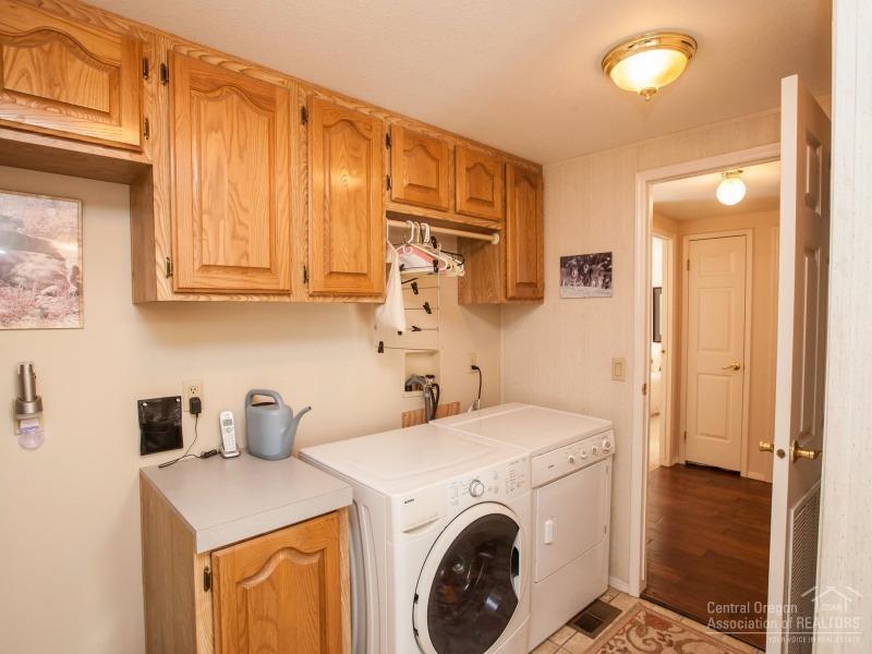 22962 Rickard Road Bend, OR 97702 - Photo 16 of 25 Gallery Image 16