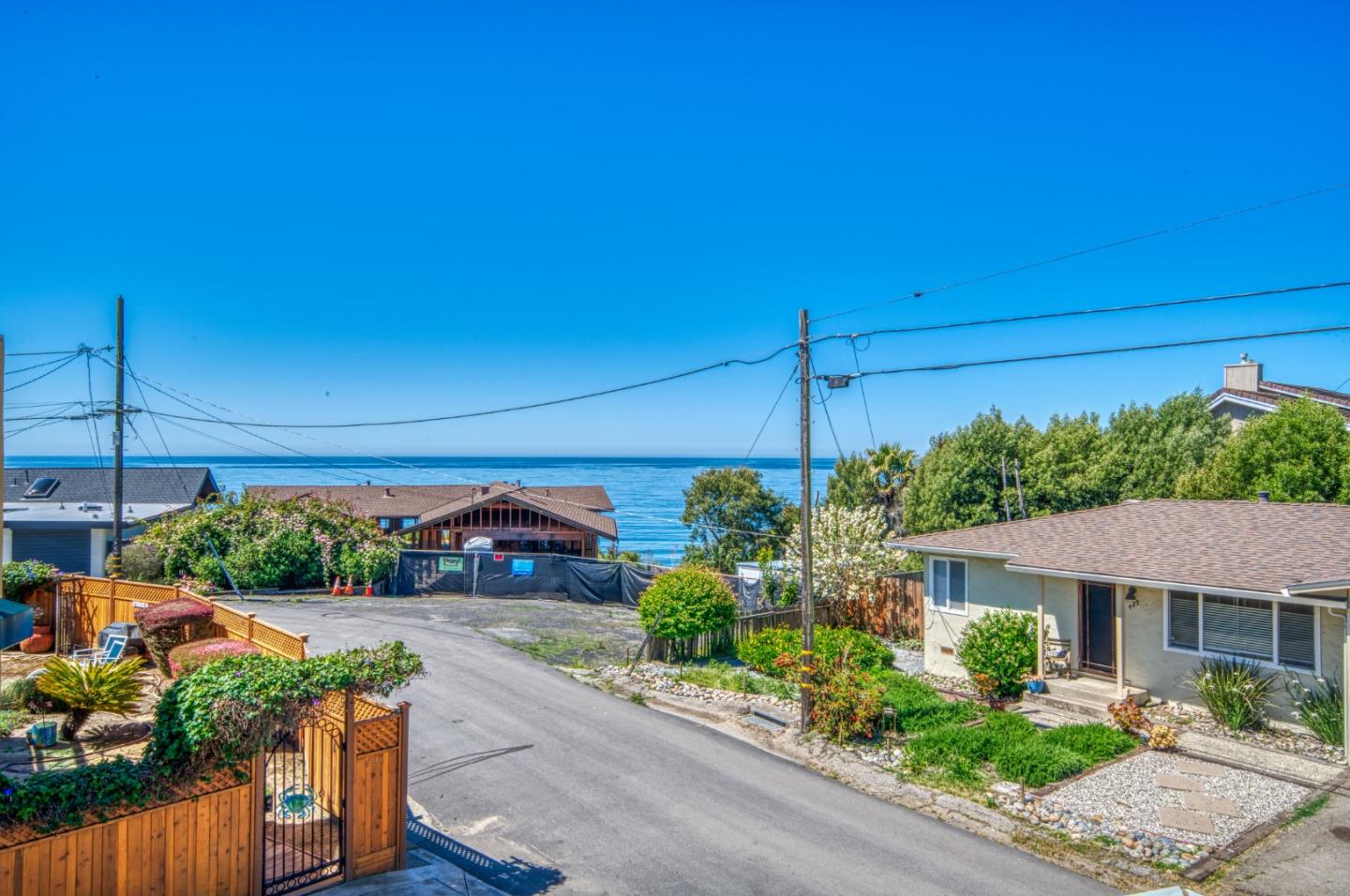 421 Park Drive Aptos, CA 95003 - Photo 33 of 34 a front view of a house with a yard