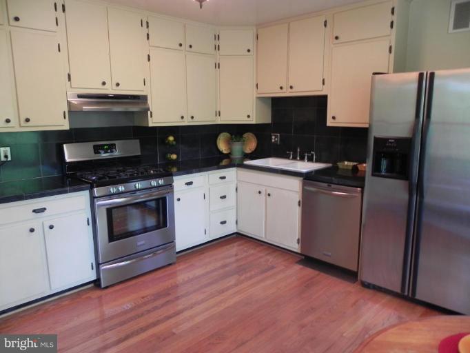 1111 Fox Den Road Bel Air, MD 21014 - Photo 9 of 30 New gas oven also offers convection feature.