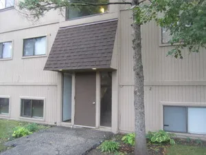 $84,900 | 48 Oak Hill Colony Street, Unit 2, Fox Lake, IL 60020
