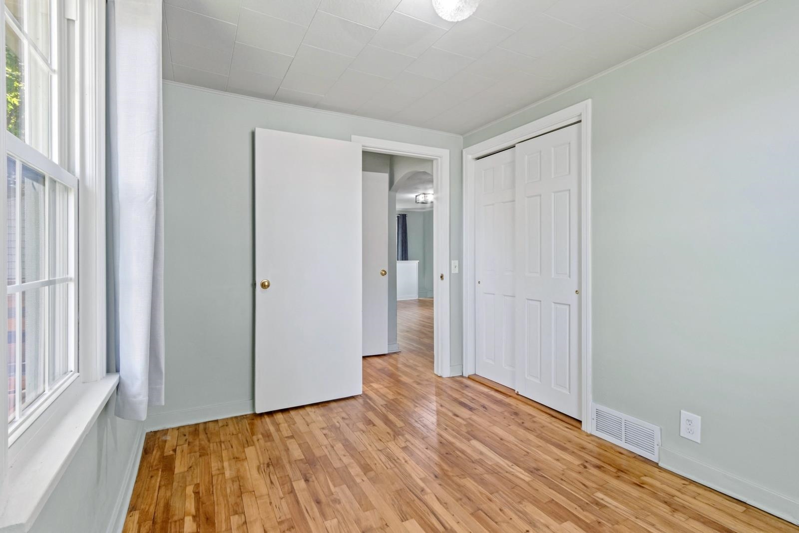 4711 Camden Road Madison, WI 53716 - Photo 17 of 39