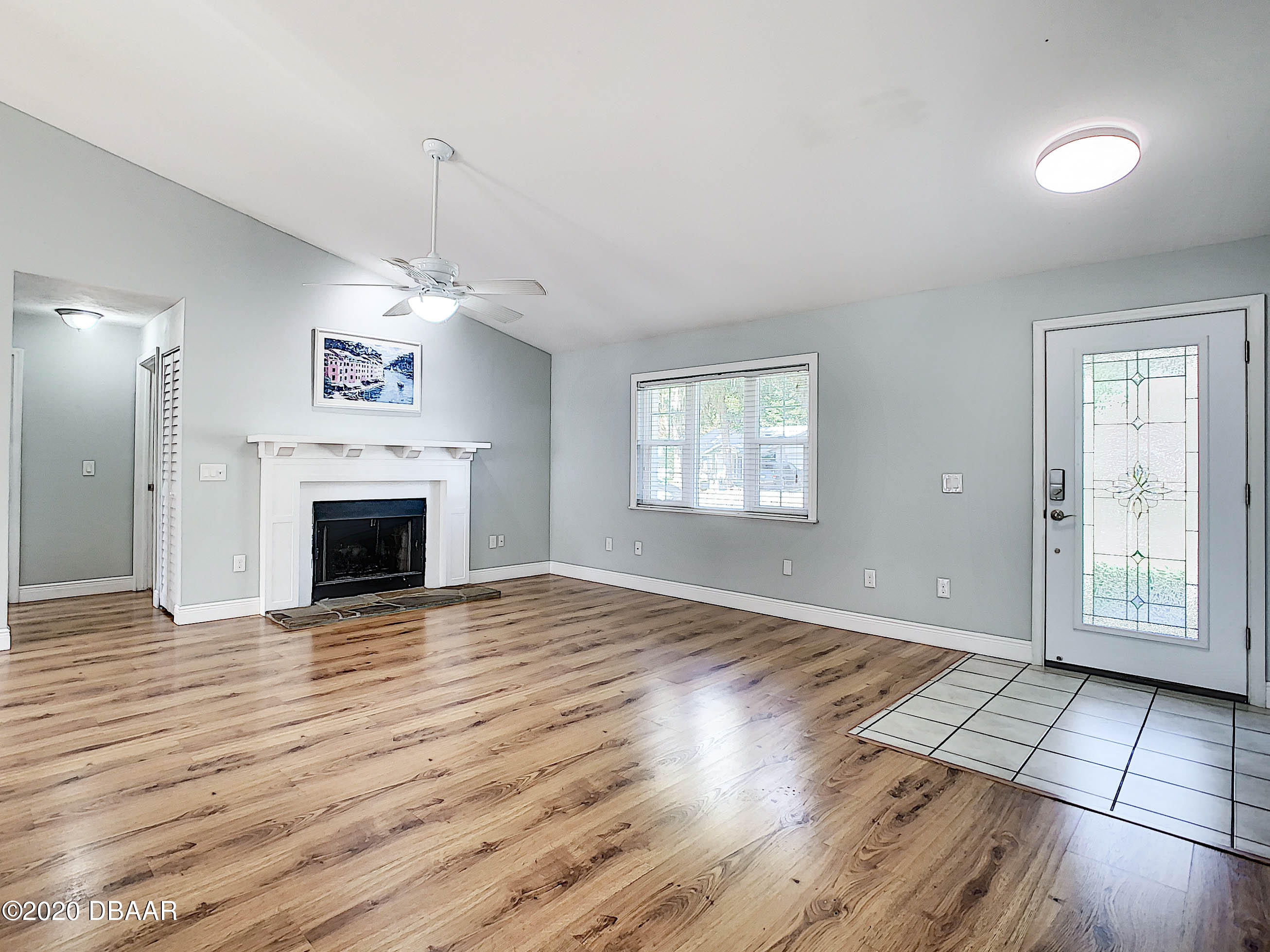 488 Newton Road-10