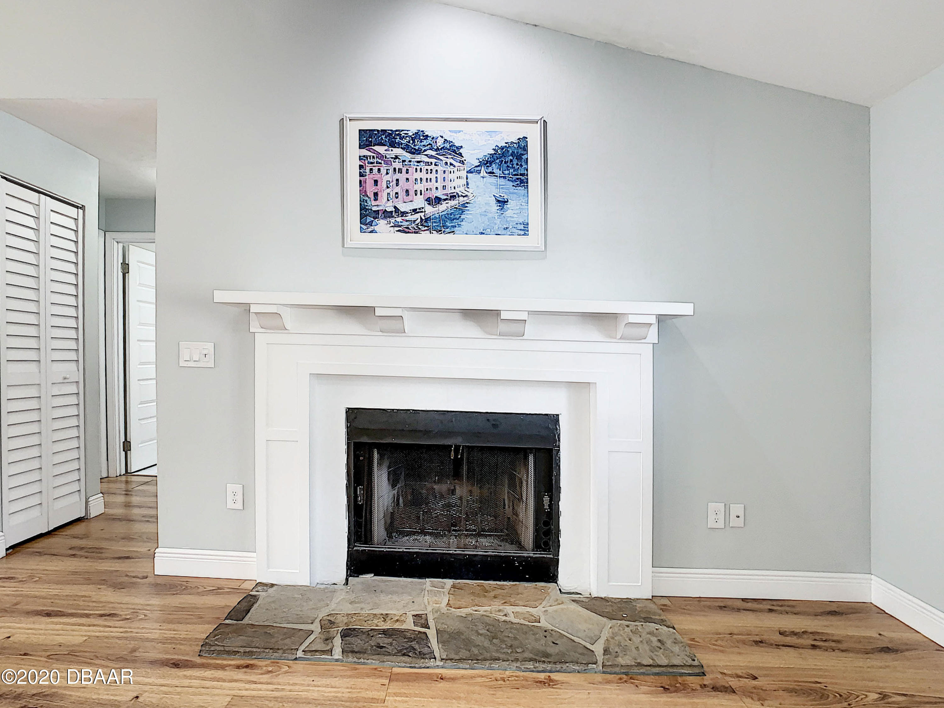 488 Newton Road-11