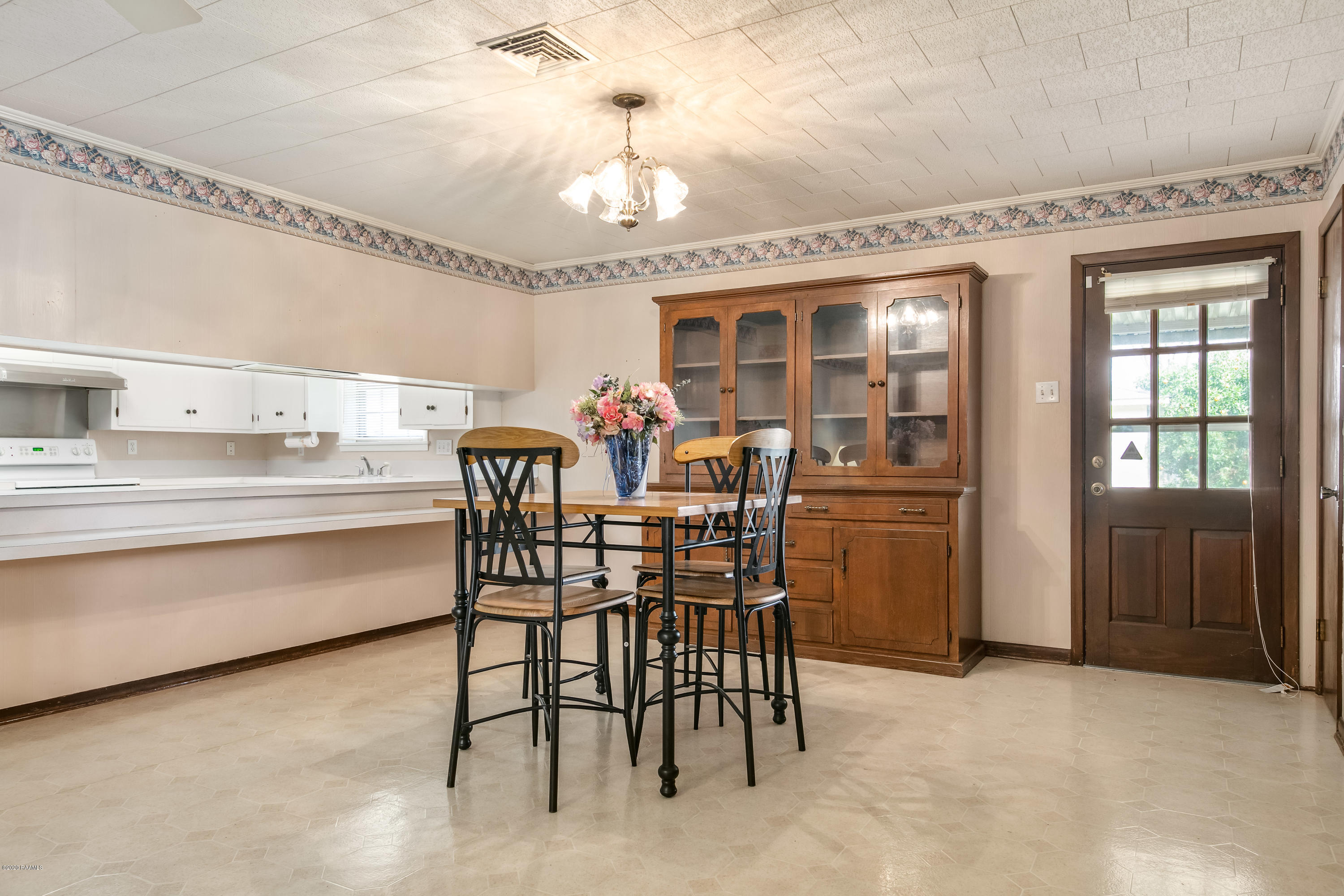 443 Failla Road Lafayette, LA 70508 - Photo 4 of 26 Gallery Image 4