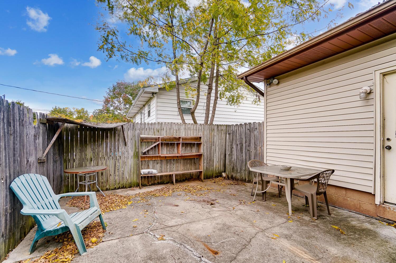 6507 Faircrest Road Columbus, OH 43229 - Photo 7 of 30 REAR PATIO