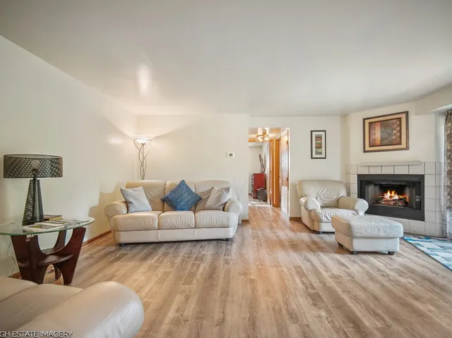 $150,000 | 3727 214th Place, Unit 2C, Matteson, IL 60443