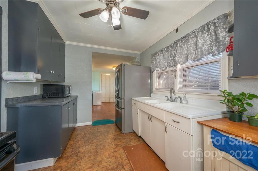 265 Mc Dowell Road Columbus, NC 28722 - Photo 16 of 40 Gallery Image 16