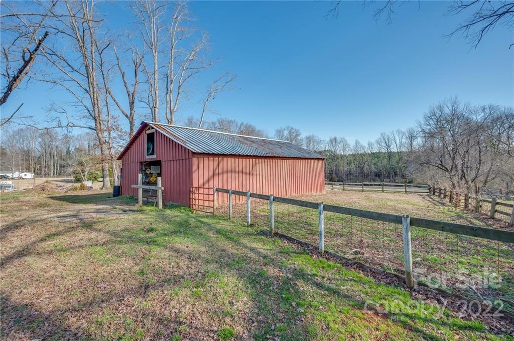 265 Mc Dowell Road Columbus, NC 28722 - Photo 31 of 40 Gallery Image 31