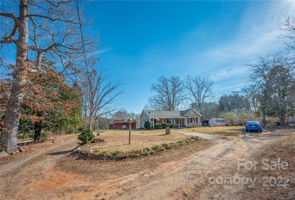 265 Mc Dowell Road Columbus, NC 28722 - Photo 35 of 40 Gallery Image 35